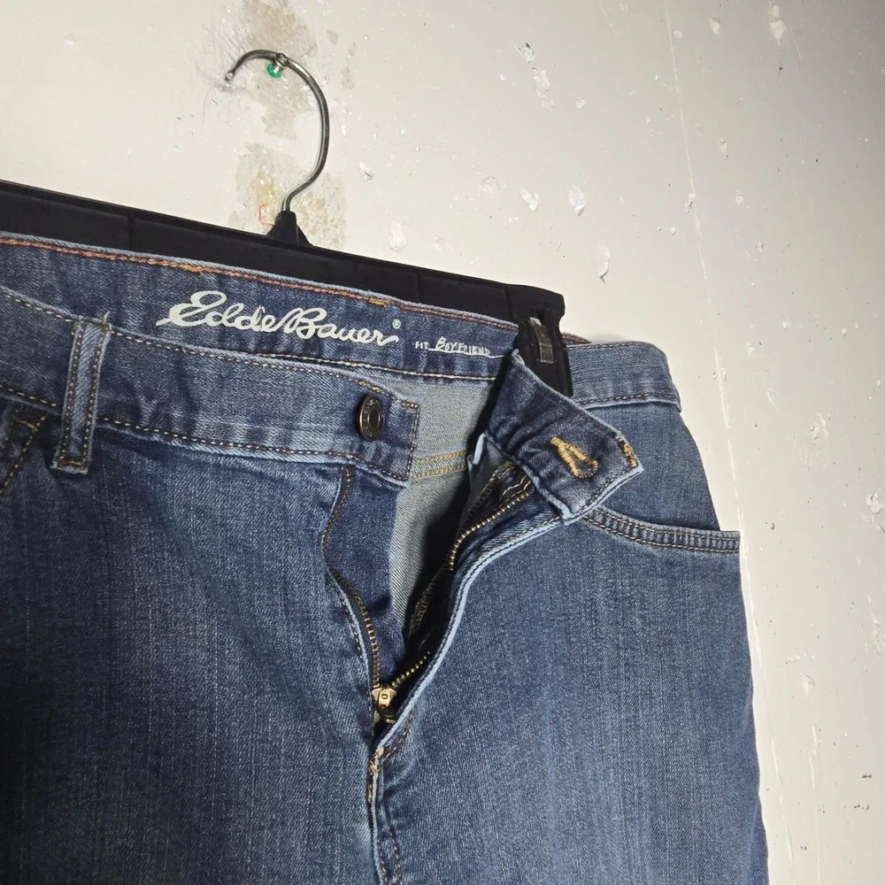 Eddie Bauer Boyfriend Fit Denim Blue Jeans Size 14 Casual Stretch All Seasons - Picture 3 of 11